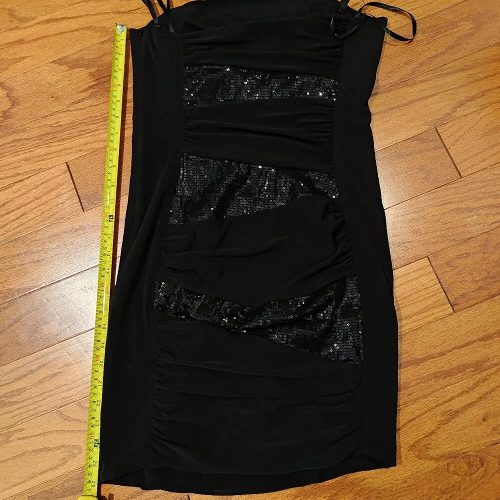 BCBGeneration - Strapless LBD - Sz. M - NWOT - Picture 10 of 12